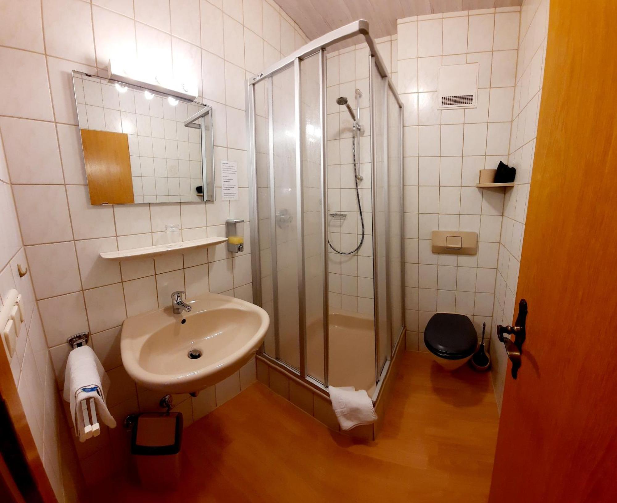 Pension Schwaiger Бад-Геггинг Экстерьер фото
